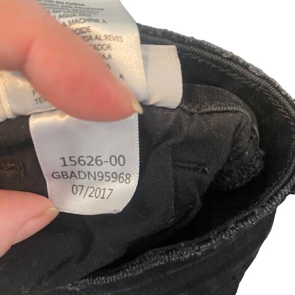 Joe's Jeans Black Distressed Mid Rise The Icon Skinny Ankle Jeans Women Sz 28 - Picture 14 of 14